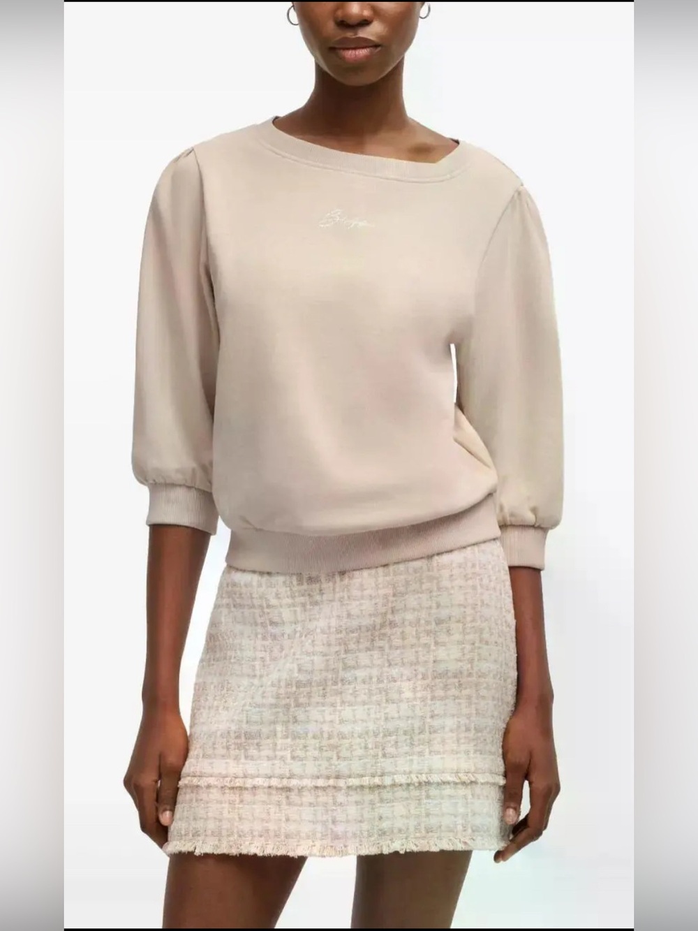 BOSS Womenโs Cream Sweatshirt Size L NWT โ Open Back Detail โ $98 Retail